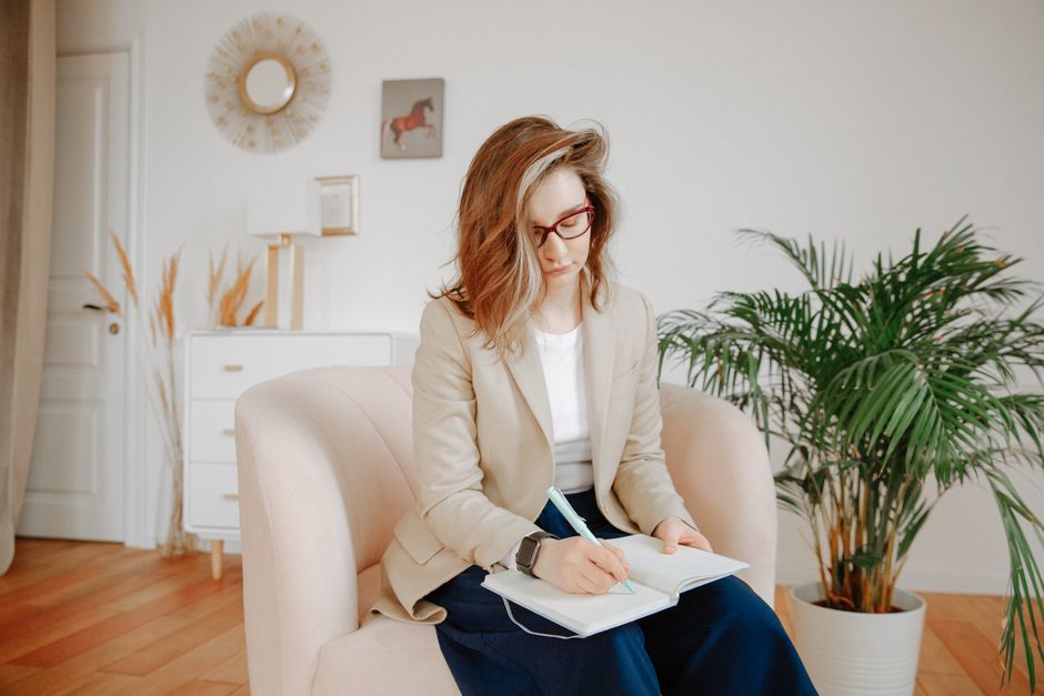 Therapy Homework: Why 50% of Progress Happens Between Sessions