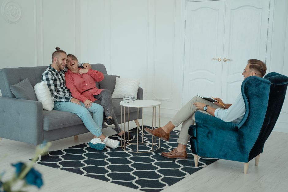 How Couples Therapy Saves Struggling Relationships