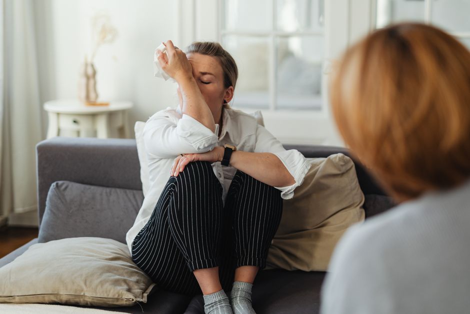 How to Heal: A Therapist's Guide to Grief