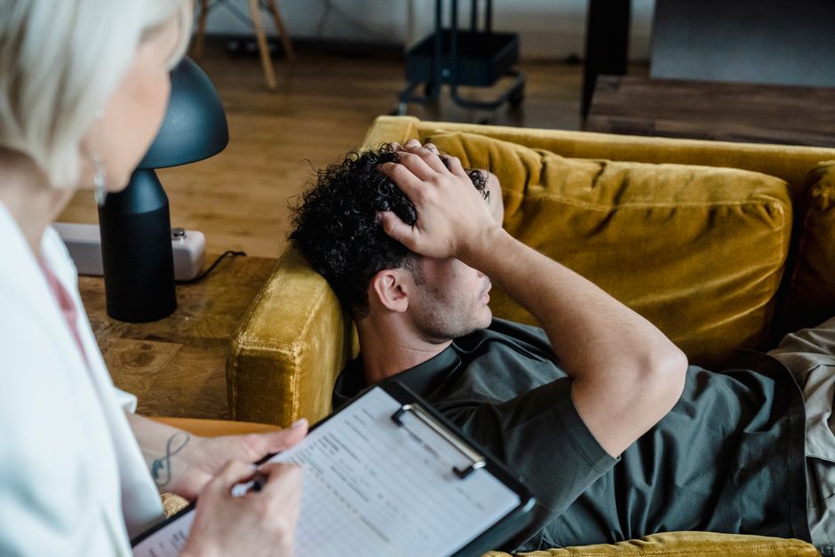 How to Find the Right Therapist for Depression