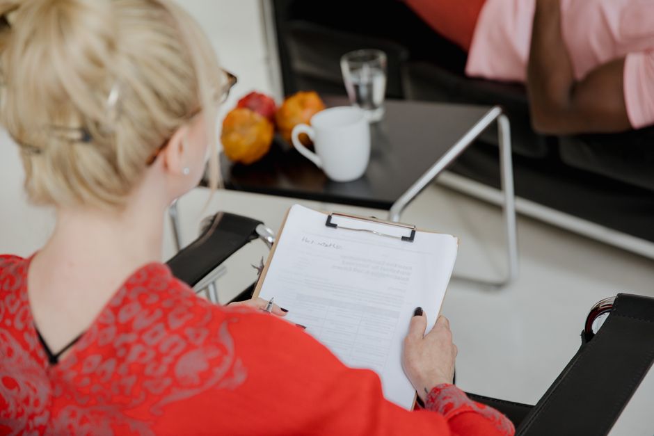 How Cognitive Behavioral Therapy Rewires Your Brain